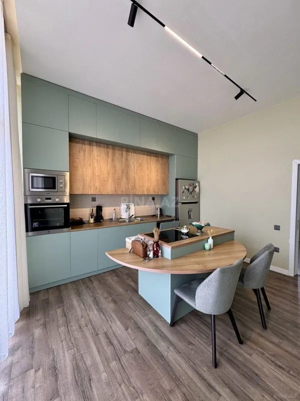 Satılır 5 otaqlı həyət evi 168 m²