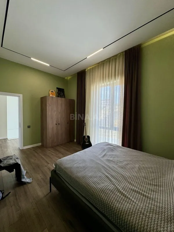 Satılır 5 otaqlı həyət evi 168 m²