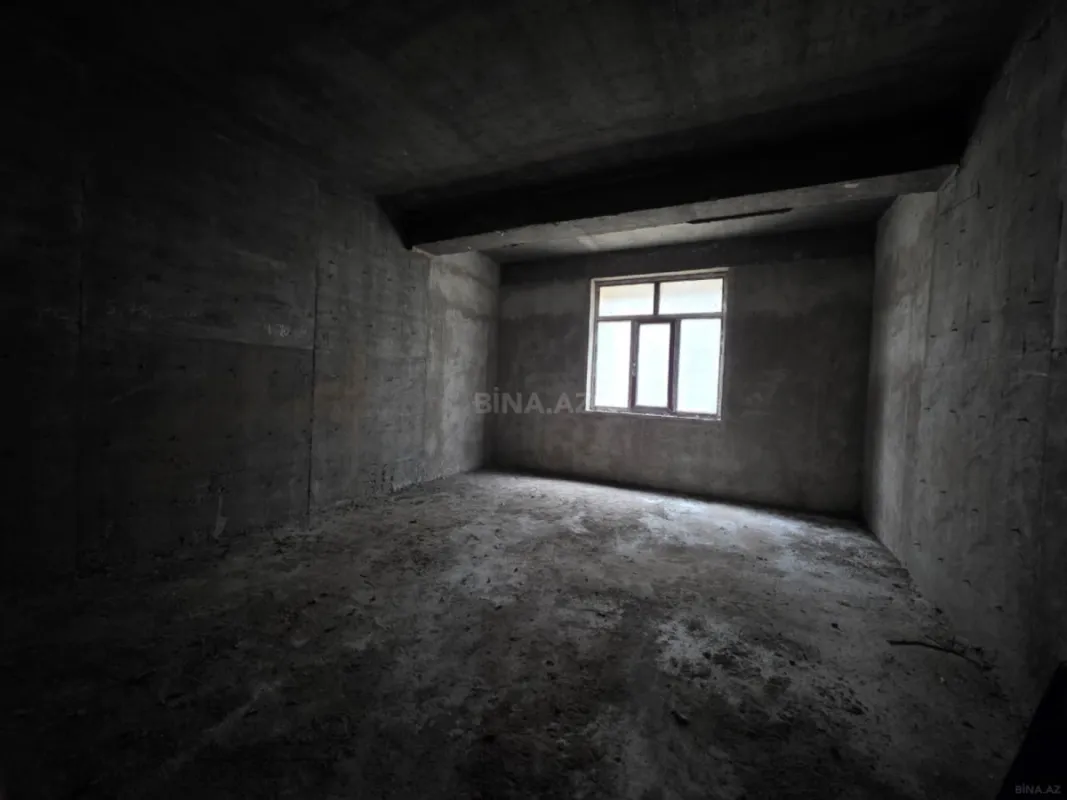 Satılır 3 otaqlı mənzil 155.5 m²