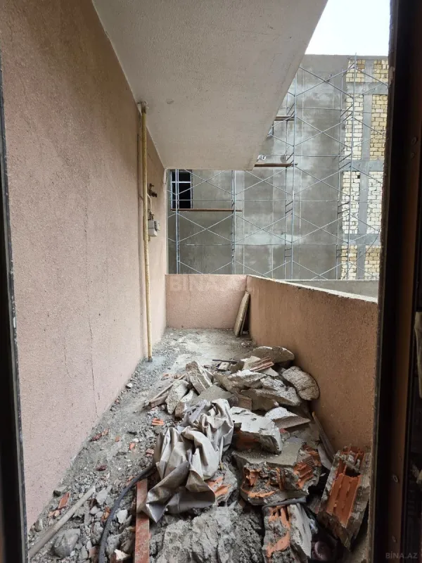 Satılır 3 otaqlı mənzil 155.5 m²