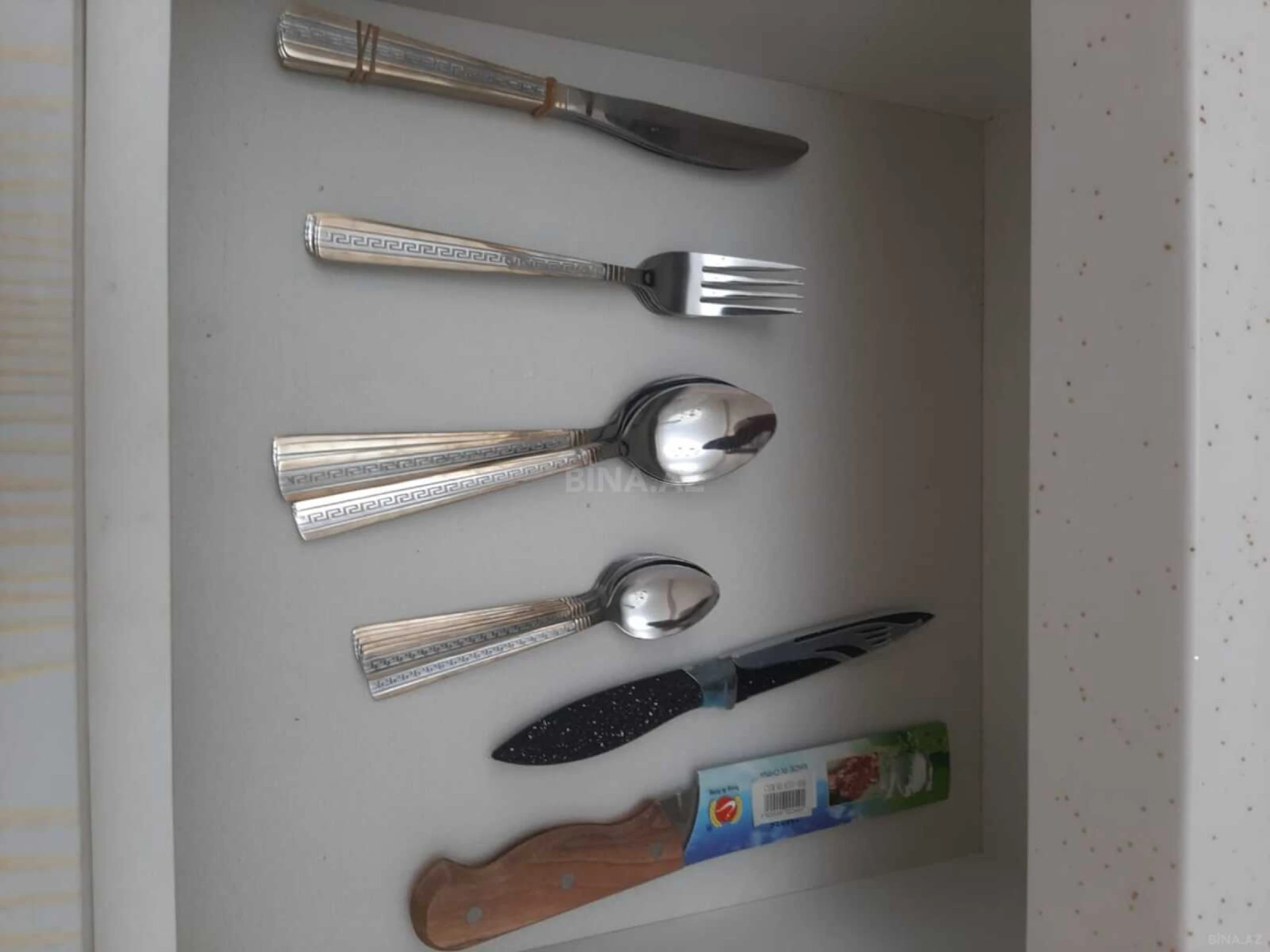 Kirayə verilir 3 otaqlı mənzil 115 m²