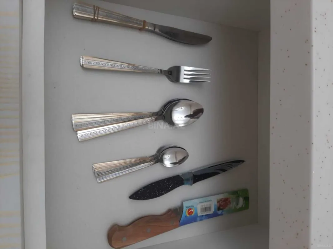 Kirayə verilir 3 otaqlı mənzil 115 m²