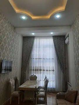 Kirayə verilir 3 otaqlı mənzil 115 m²