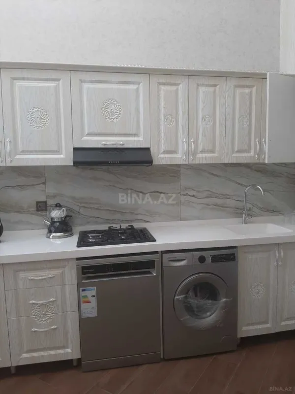 Kirayə verilir 3 otaqlı mənzil 115 m²
