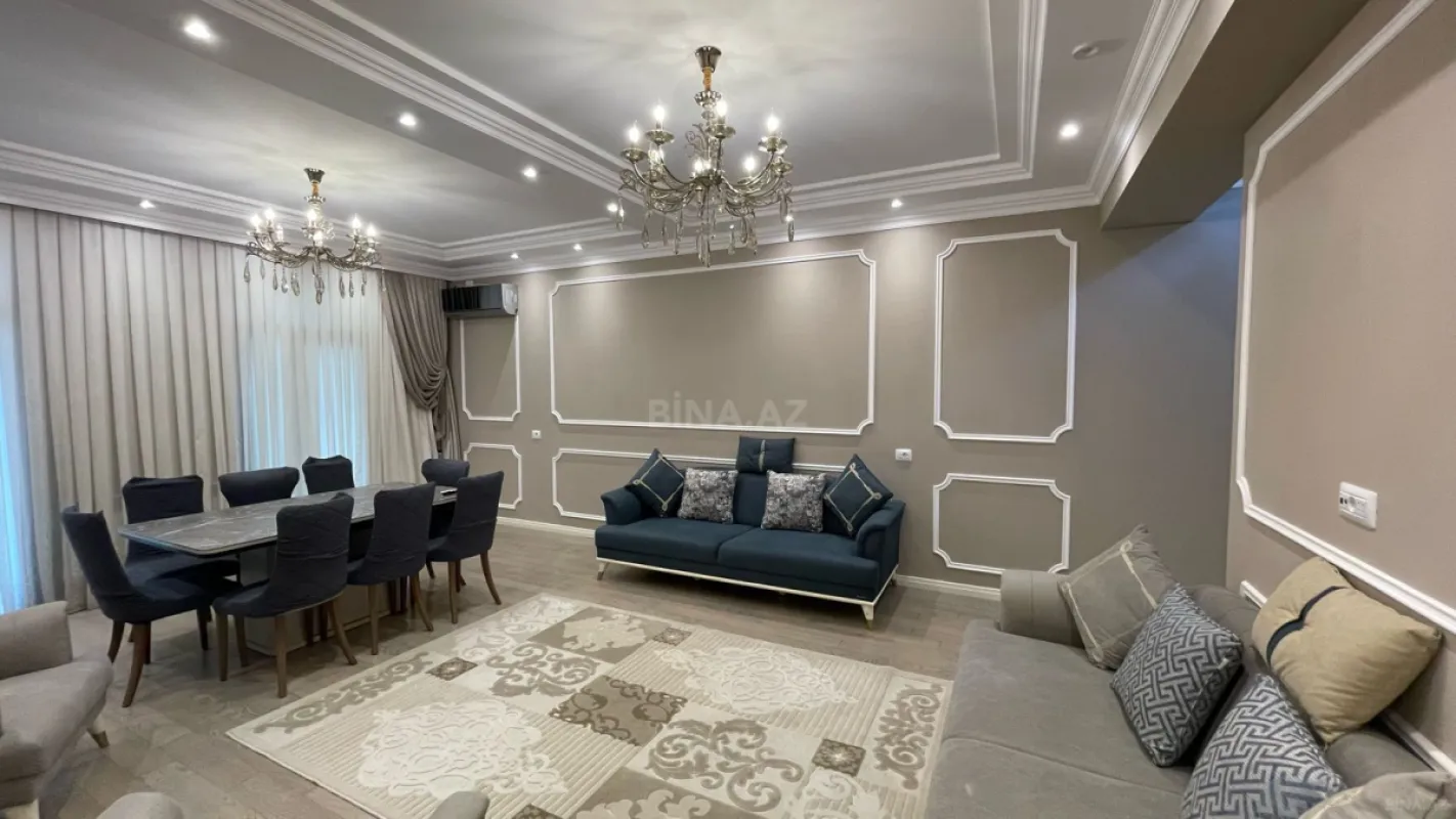 Satılır 4 otaqlı mənzil 140 m²