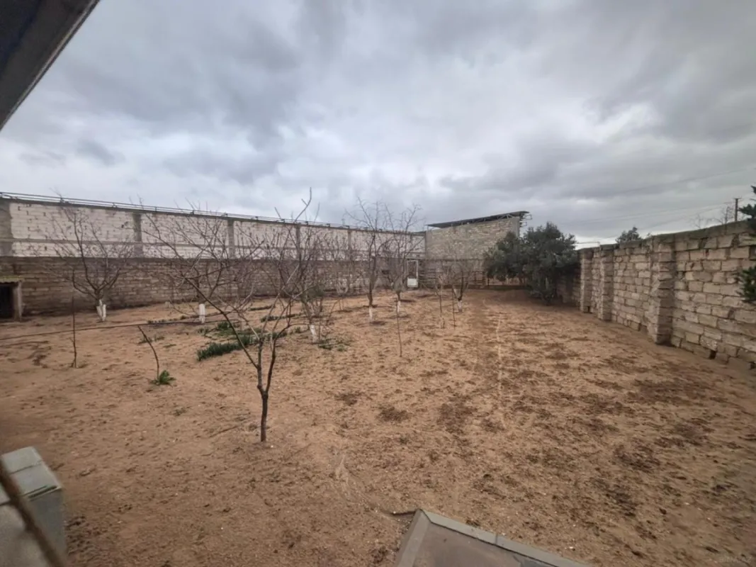 Satılır 3 otaqlı həyət evi 160 m²