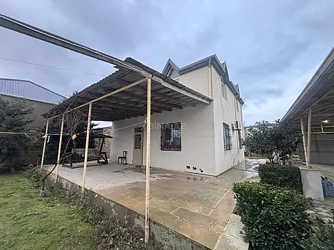 Satılır 3 otaqlı həyət evi 160 m² — Bakı 3 otaq 160.00 m²