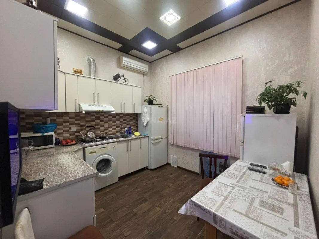 Satılır 3 otaqlı həyət evi 160 m²
