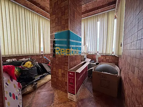 Satılır 3 otaqlı mənzil 153 m²
