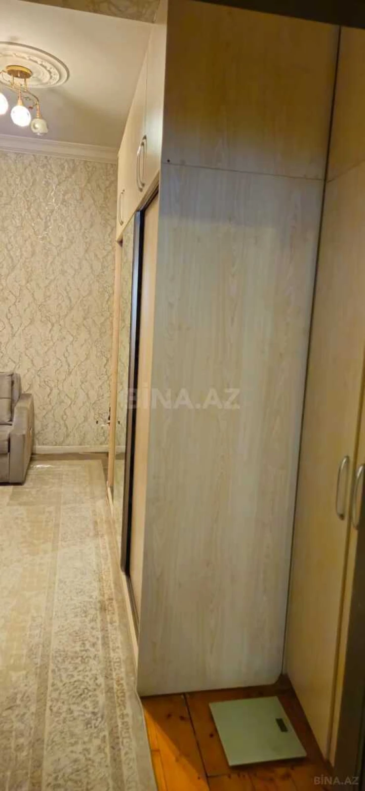 Kirayə verilir 2 otaqlı mənzil 87 m²