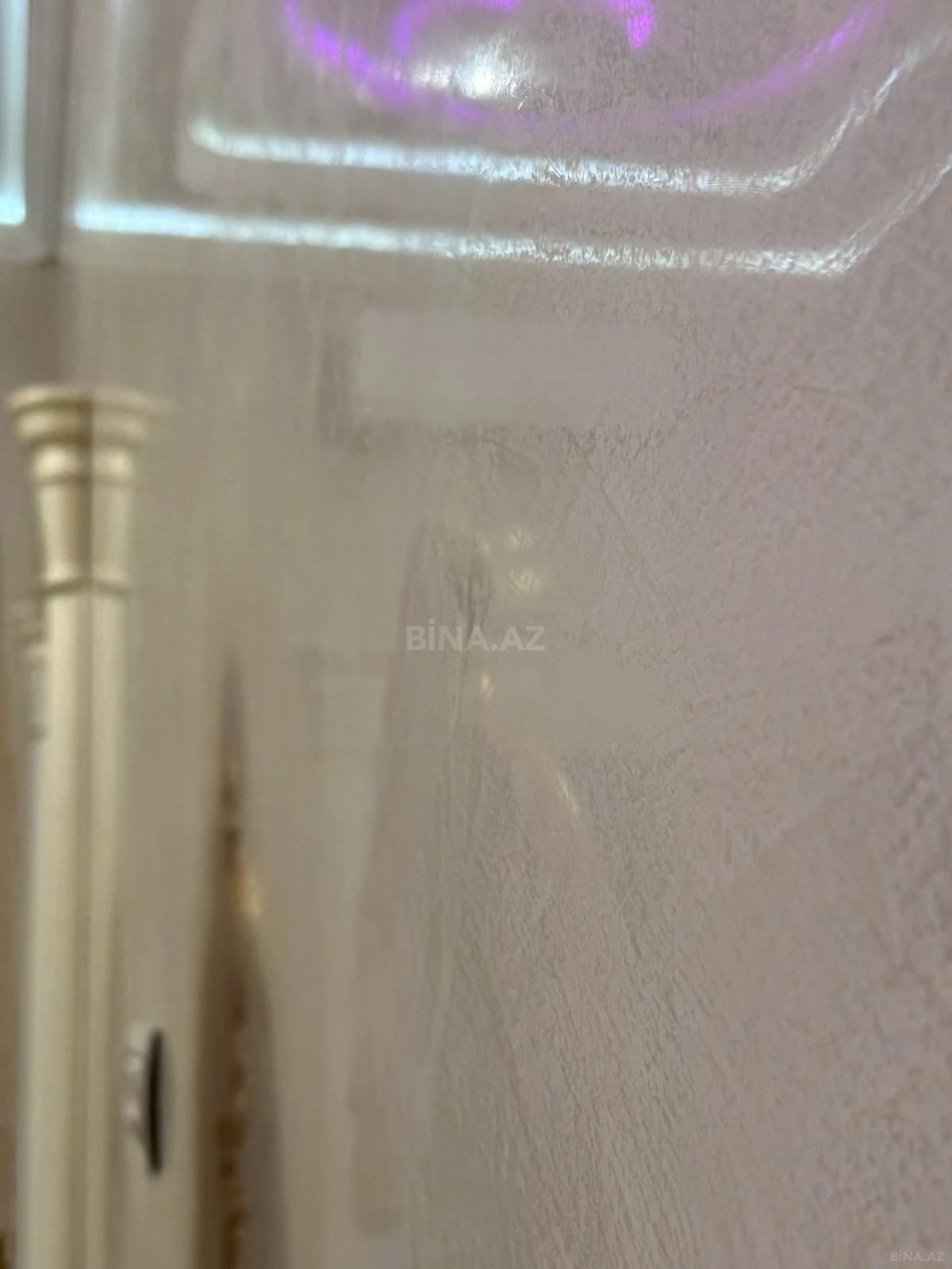 Satılır 4 otaqlı mənzil 137 m²