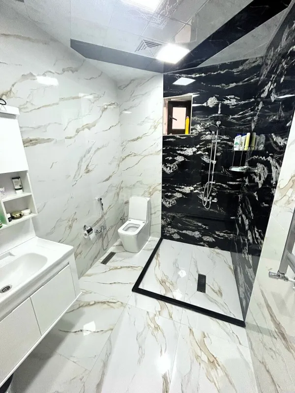 Satılır 5 otaqlı həyət evi 350 m²