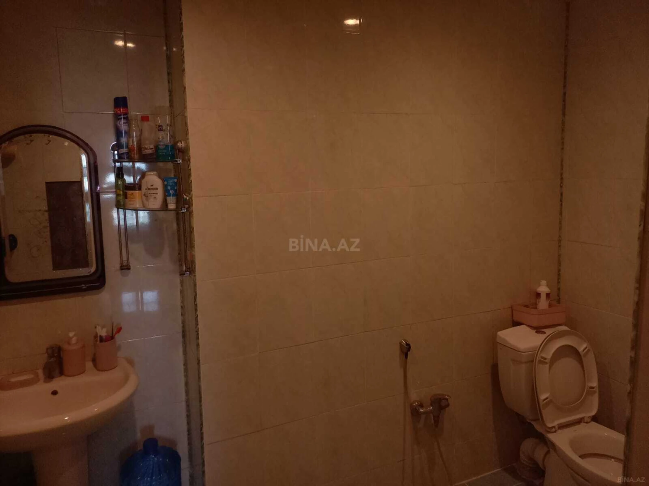 Satılır 3 otaqlı mənzil 127 m²