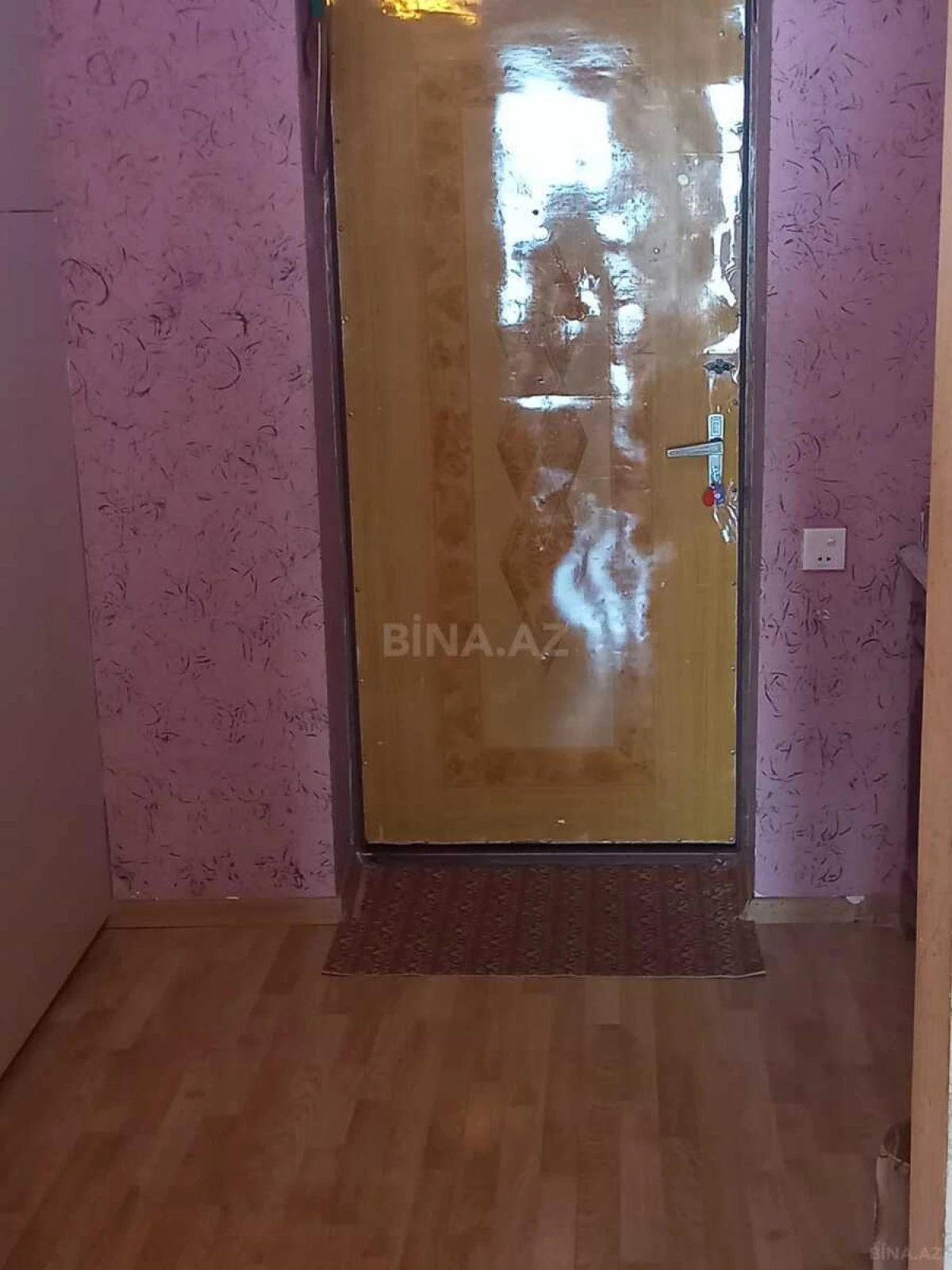 Satılır 3 otaqlı mənzil 127 m²
