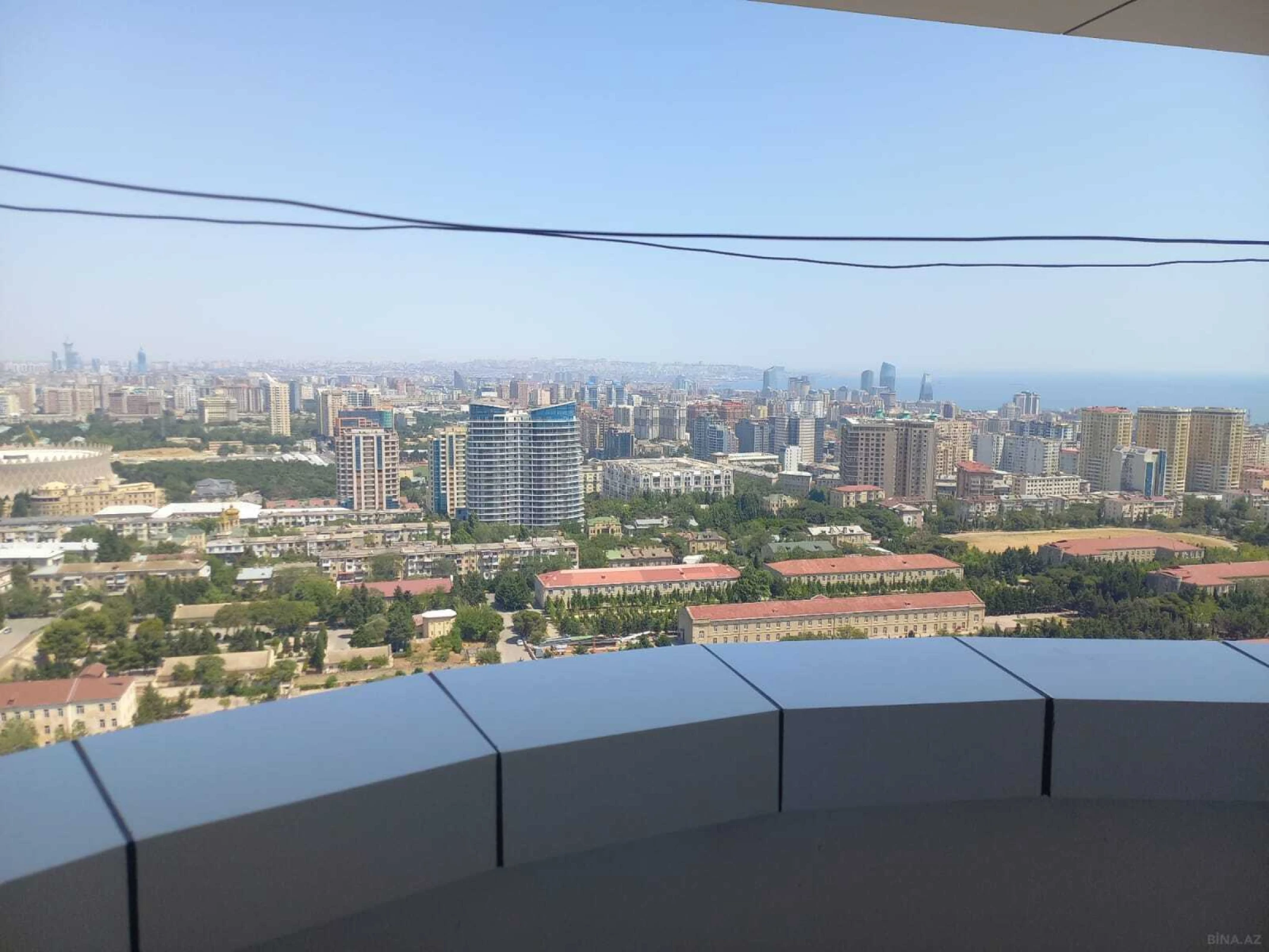 Satılır 3 otaqlı mənzil 127 m²