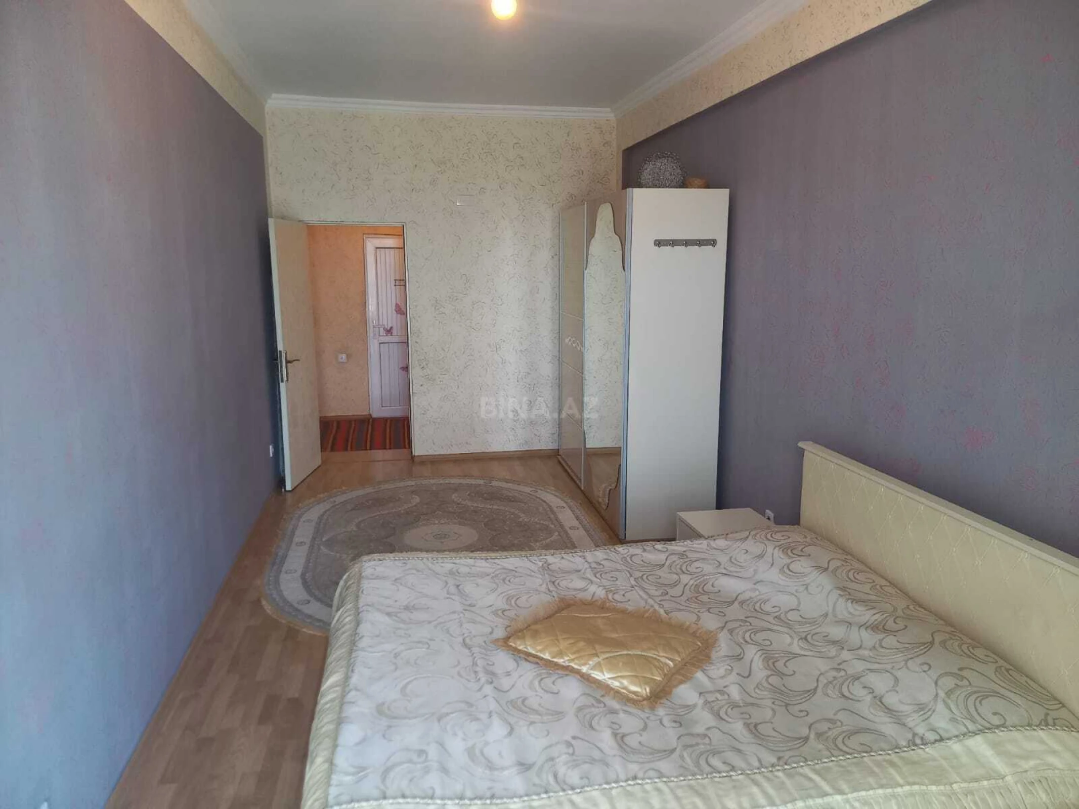 Satılır 3 otaqlı mənzil 127 m²