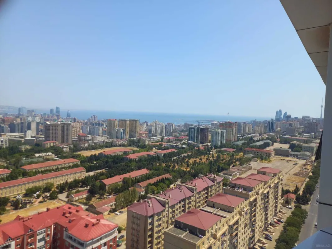 Satılır 3 otaqlı mənzil 127 m²