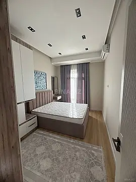 Kirayə verilir 2 otaqlı mənzil 75 m²