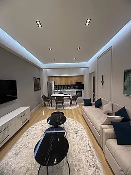 Kirayə verilir 2 otaqlı mənzil 75 m²