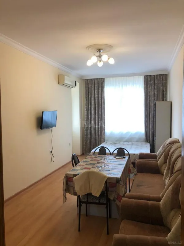 Satılır 2 otaqlı mənzil 68 m²