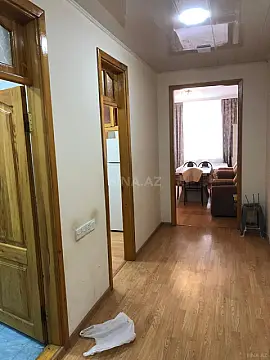 Satılır 2 otaqlı mənzil 68 m²