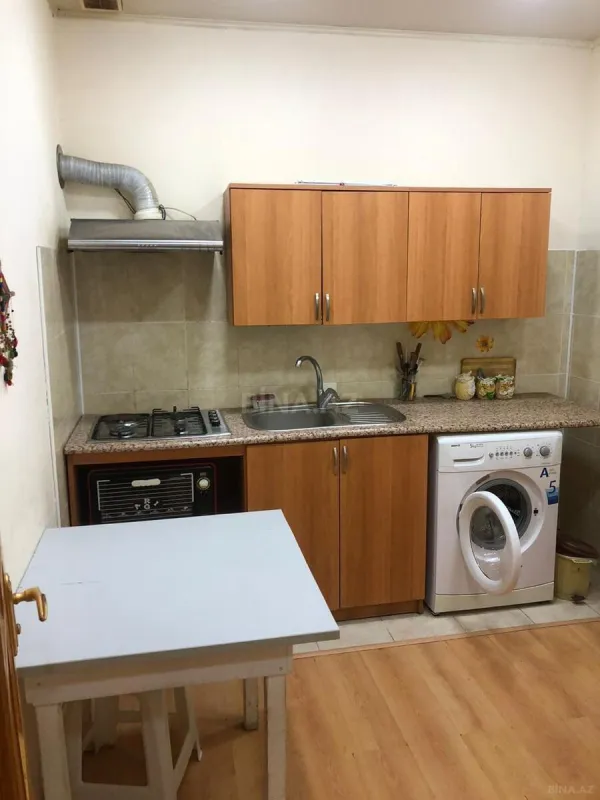 Satılır 2 otaqlı mənzil 68 m²