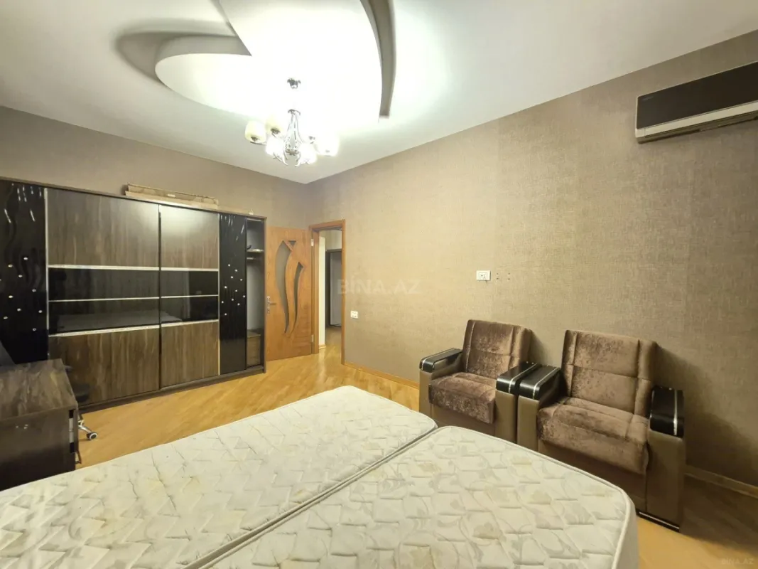 Kirayə verilir 3 otaqlı mənzil 160 m²