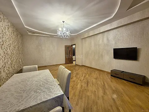 Kirayə verilir 3 otaqlı mənzil 160 m²