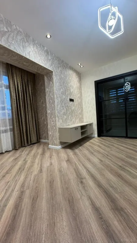 Satılır 2 otaqlı mənzil 45 m²