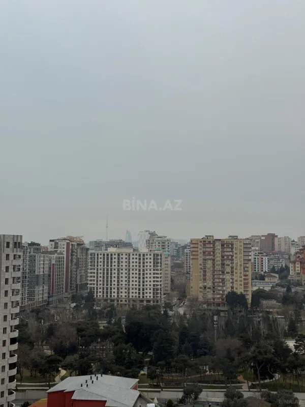 Satılır 3 otaqlı mənzil 120 m²