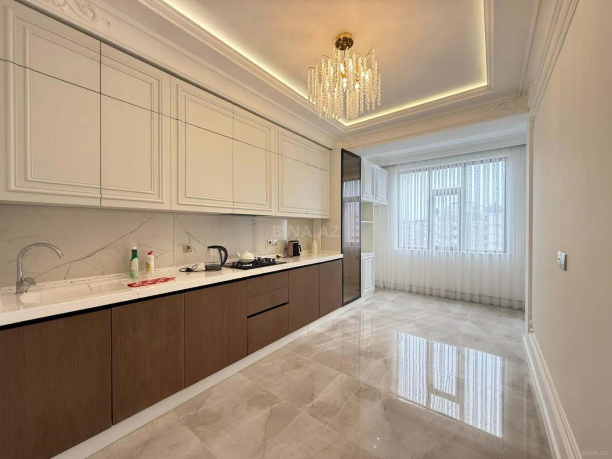 Satılır 3 otaqlı mənzil 120 m²
