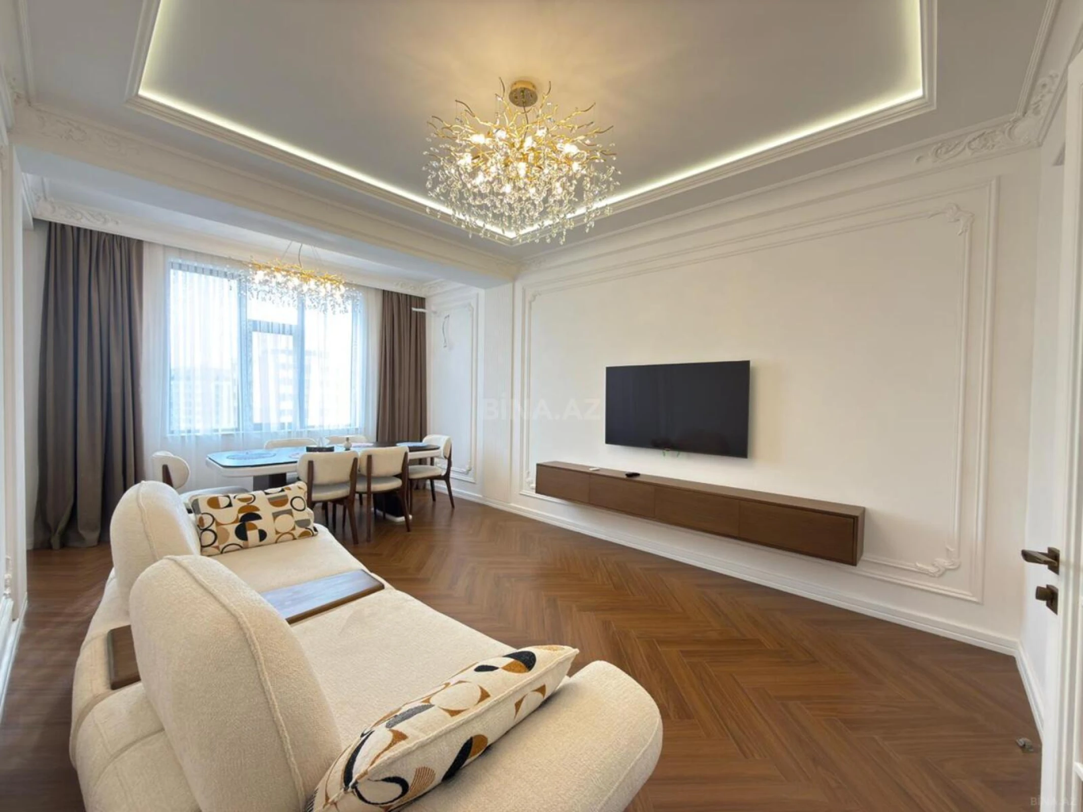 Satılır 3 otaqlı mənzil 120 m²