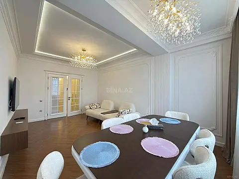 Satılır 3 otaqlı mənzil 120 m²