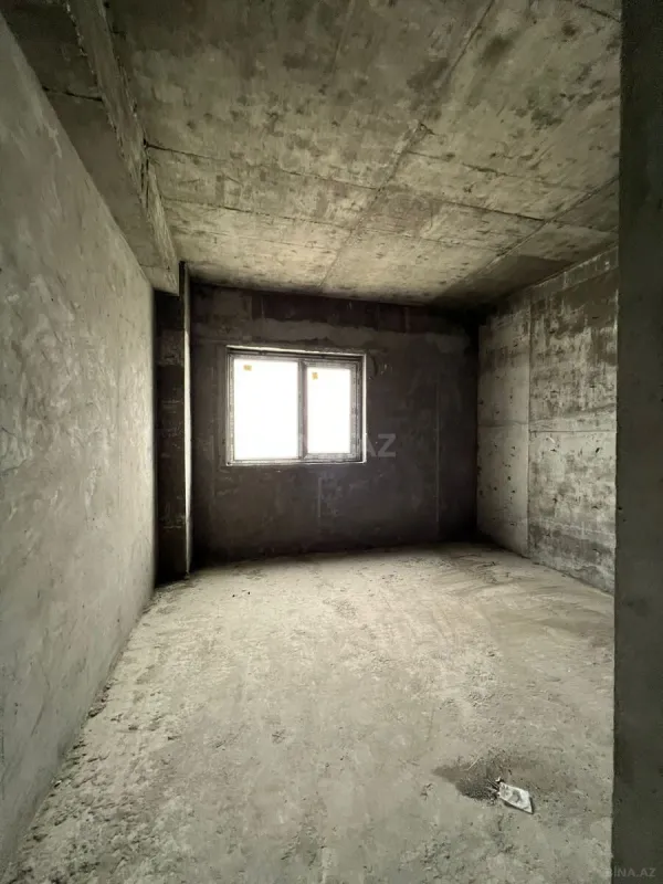 Satılır 3 otaqlı mənzil 163 m²