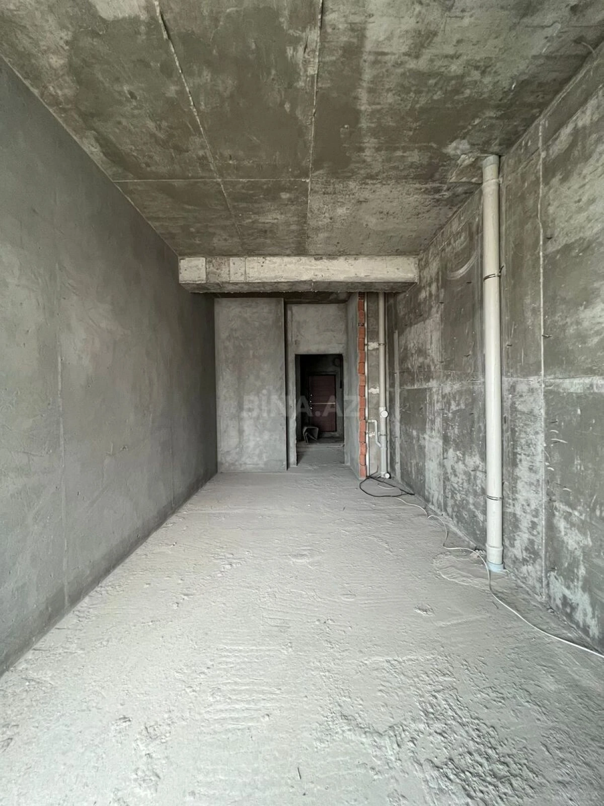 Satılır 3 otaqlı mənzil 163 m²