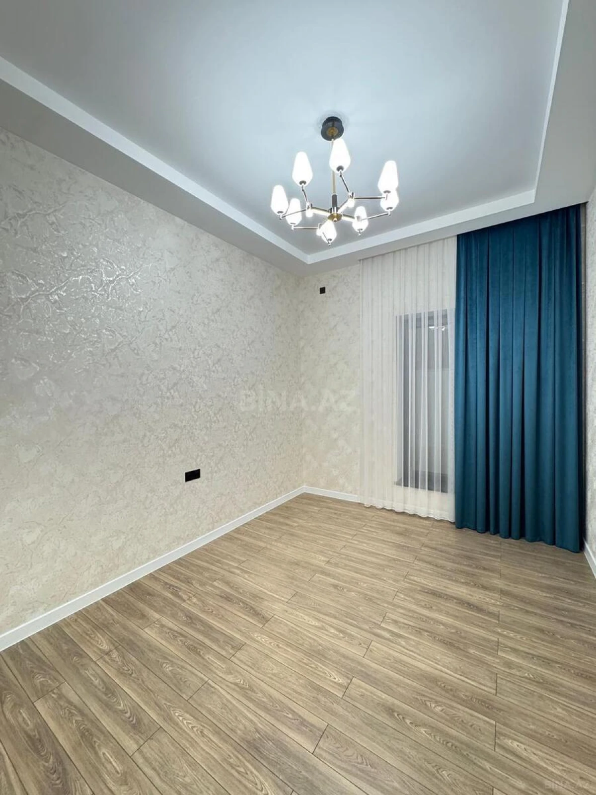 Satılır 4 otaqlı həyət evi 180 m²