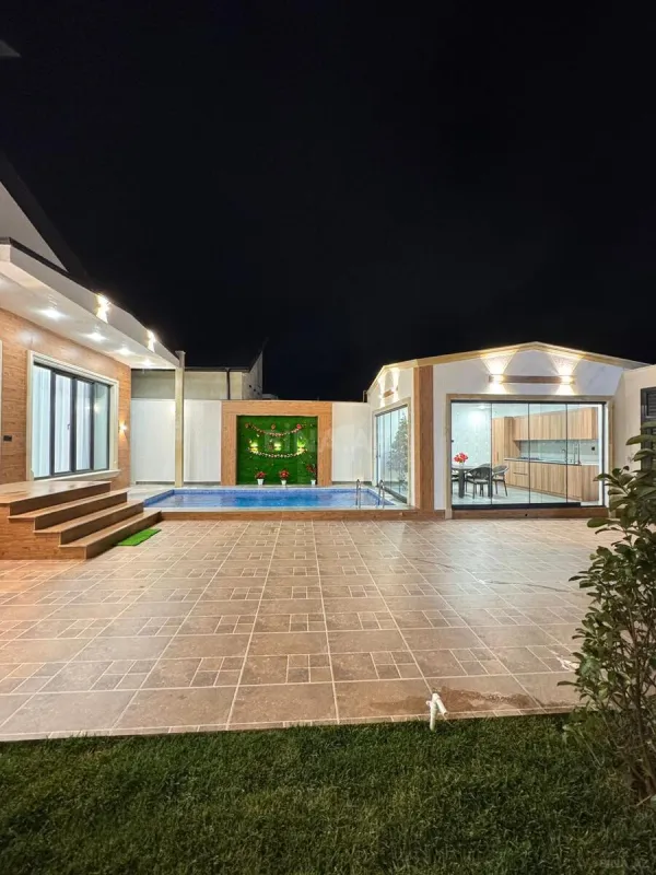 Satılır 4 otaqlı həyət evi 180 m²