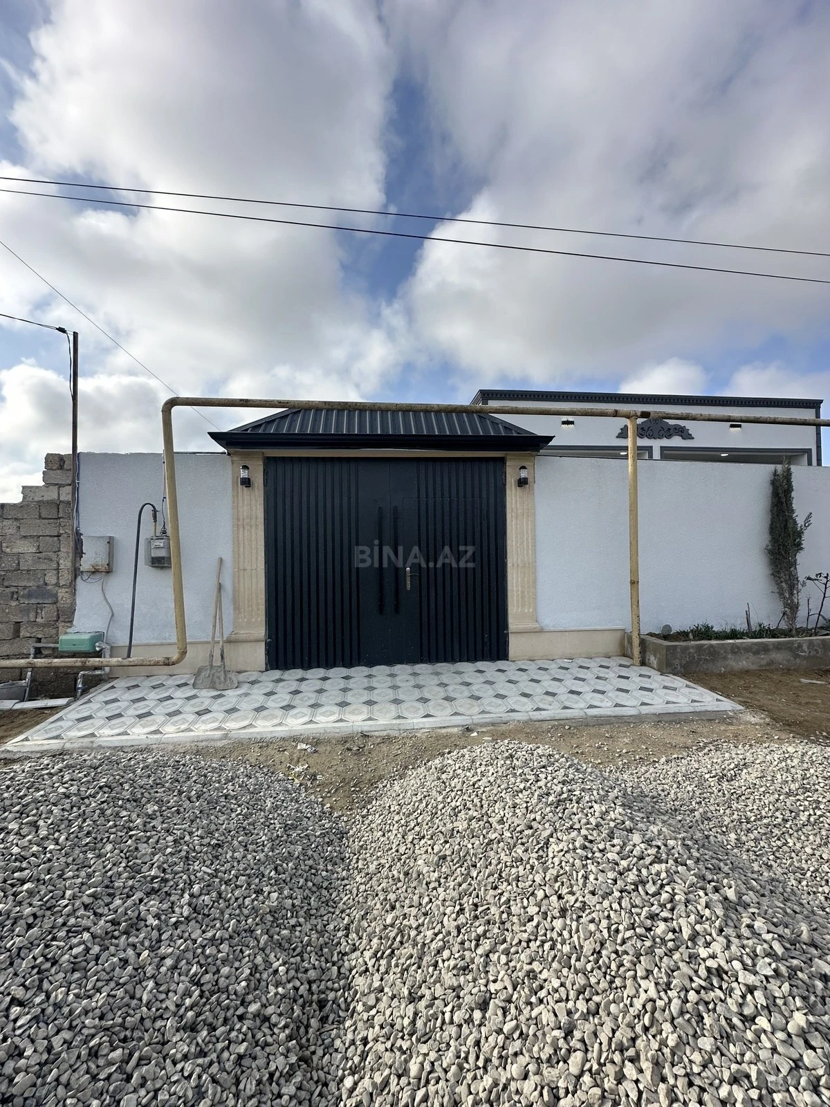 Satılır 4 otaqlı həyət evi 142 m²