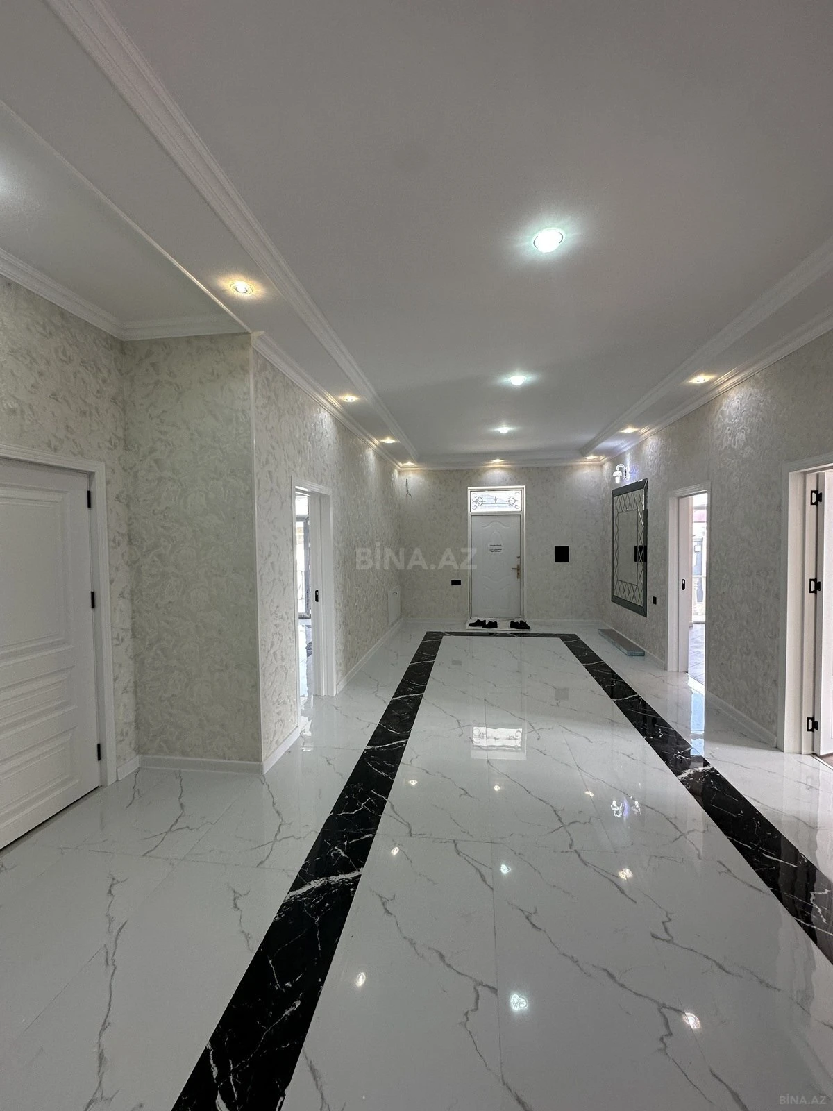 Satılır 4 otaqlı həyət evi 142 m²