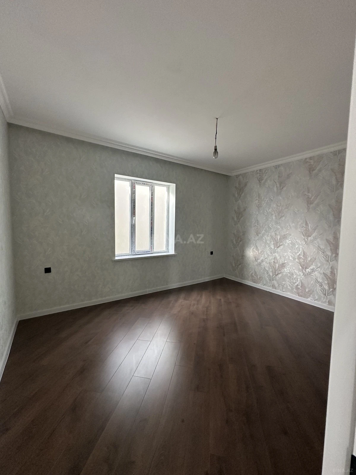 Satılır 4 otaqlı həyət evi 142 m²