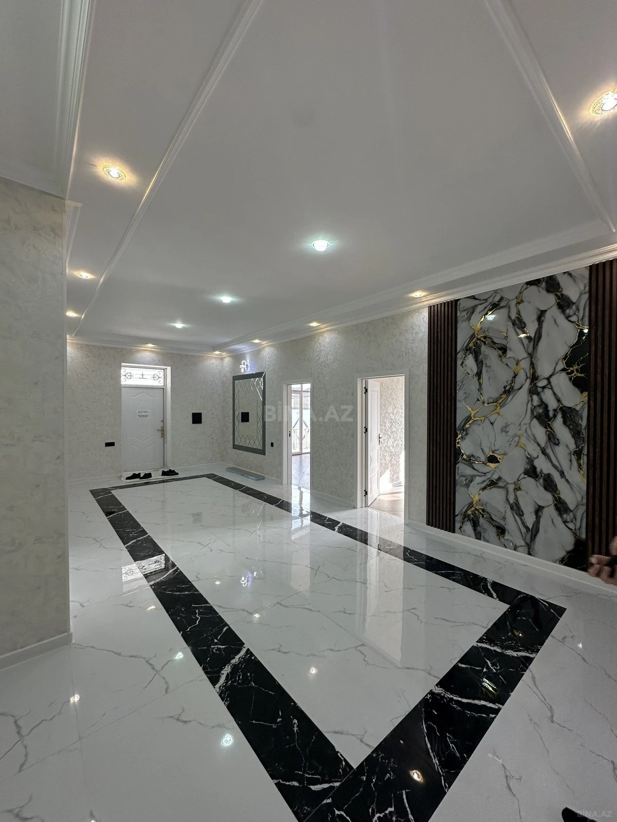 Satılır 4 otaqlı həyət evi 142 m²