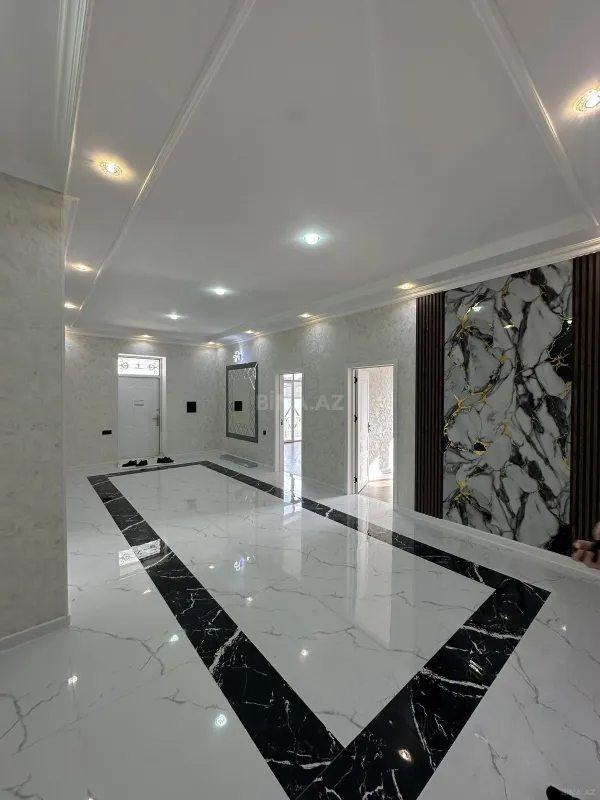 Satılır 4 otaqlı həyət evi 142 m²