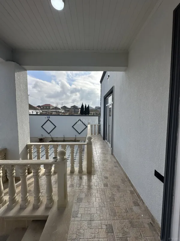 Satılır 4 otaqlı həyət evi 142 m²