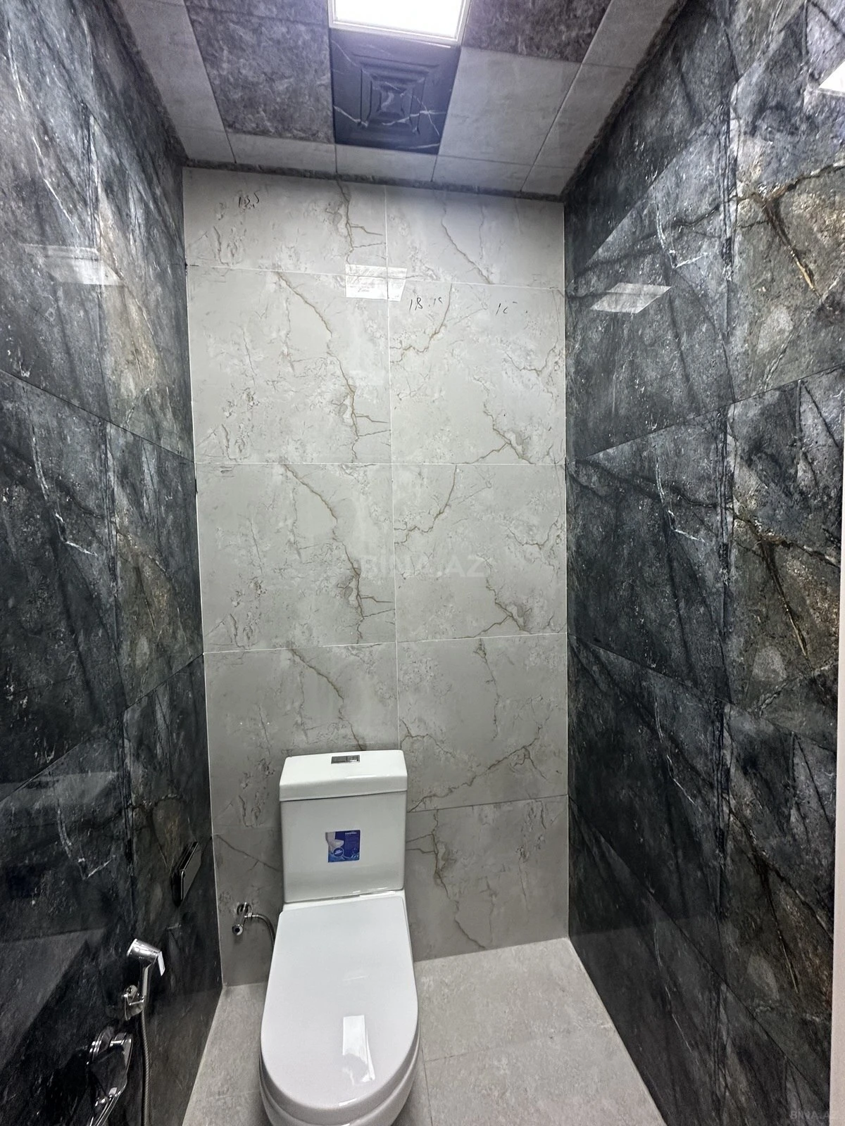 Satılır 4 otaqlı həyət evi 142 m²
