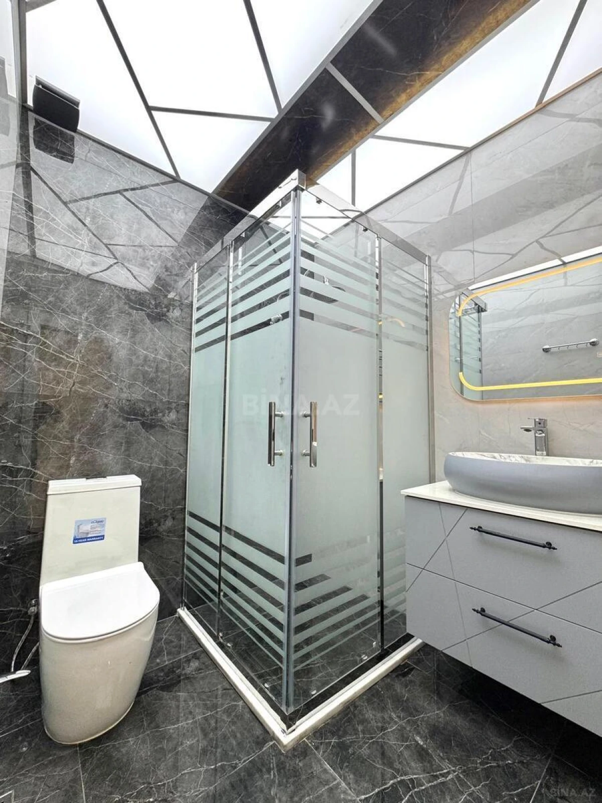 Satılır 3 otaqlı mənzil 100 m²