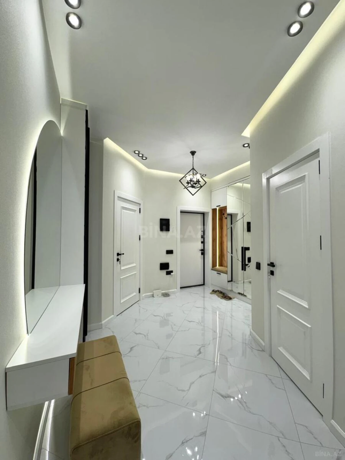 Satılır 3 otaqlı mənzil 100 m²
