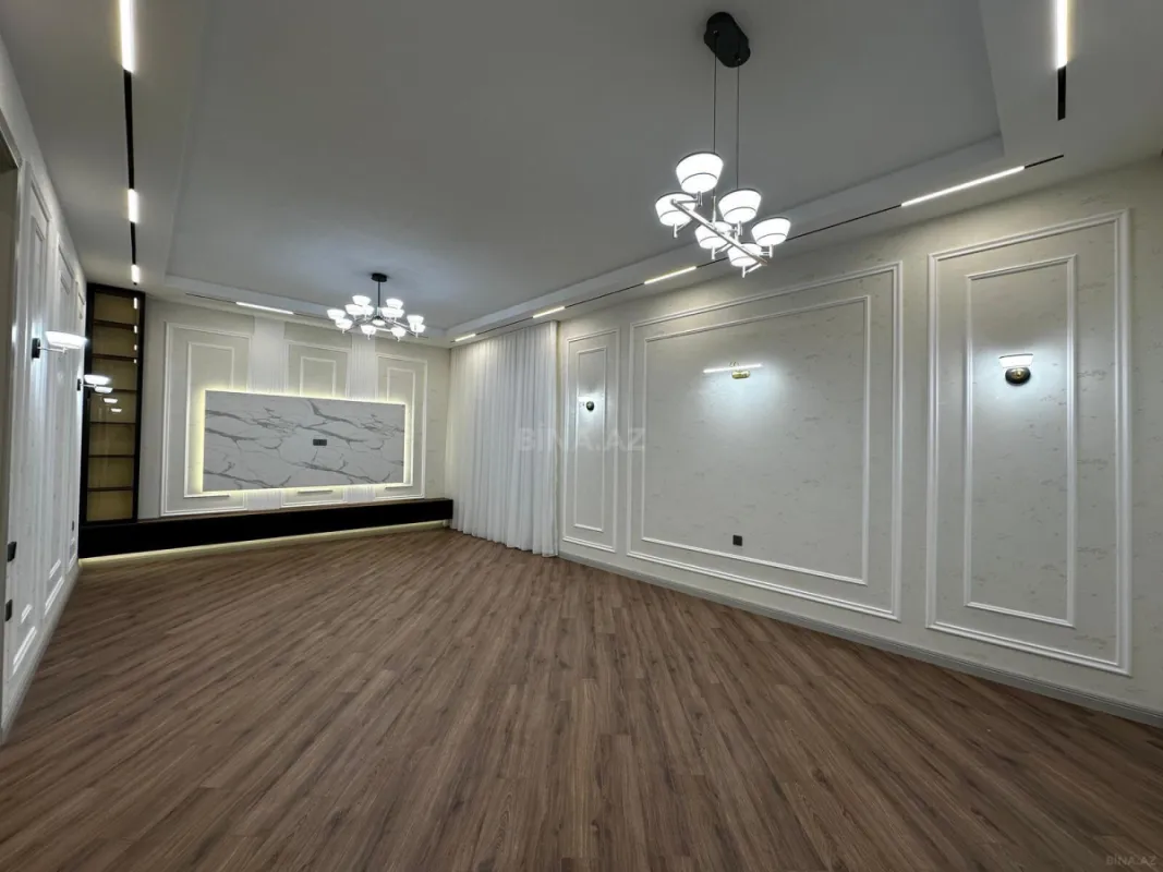 Satılır 5 otaqlı həyət evi 200 m²