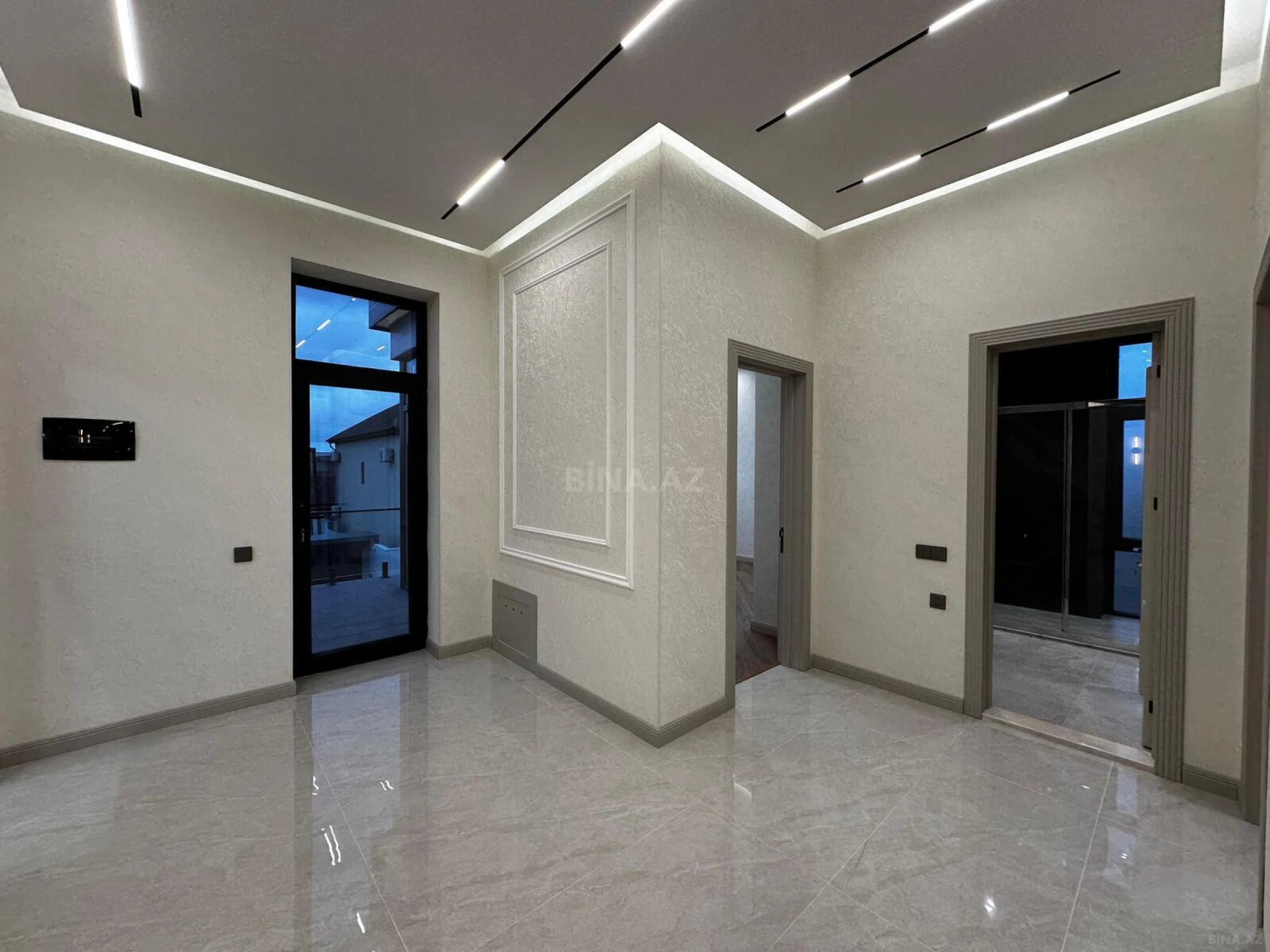 Satılır 5 otaqlı həyət evi 200 m²