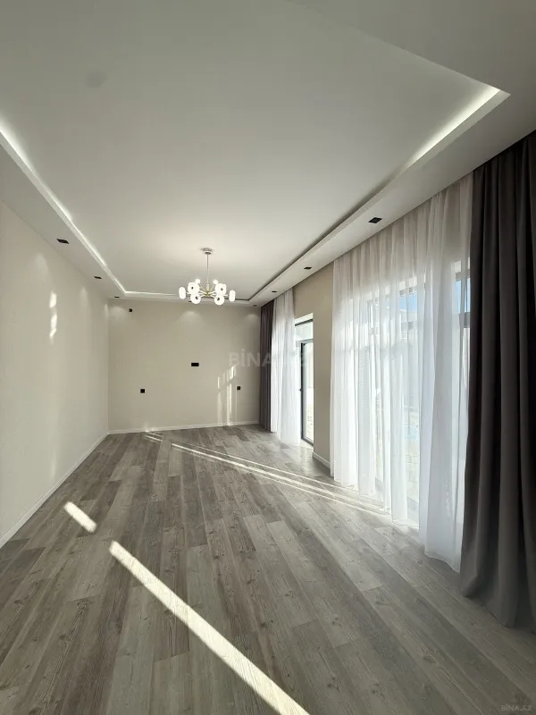 Satılır 4 otaqlı həyət evi 140 m²