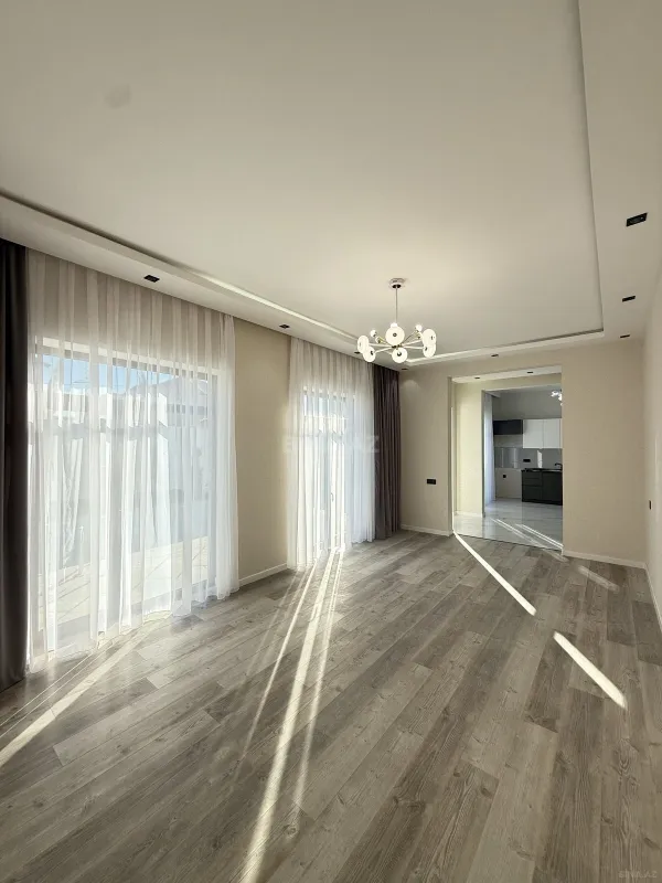 Satılır 4 otaqlı həyət evi 140 m²